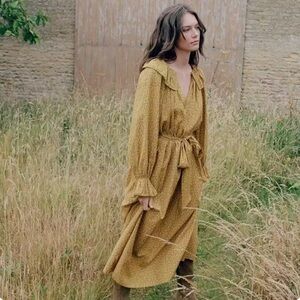 Like new Doen Rory belted yellow multi floral dress size s